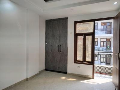 Bedroom Image of 1200 Sq.ft 3 BHK Apartment / Flat for sale in Maidan Garhi New Delhi for Rs. 8500000
