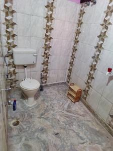 Bathroom Image of 1400 Sq.ft 3 BHK Builder Floor for sale in Ramesh Nagar New Delhi for Rs. 14500000