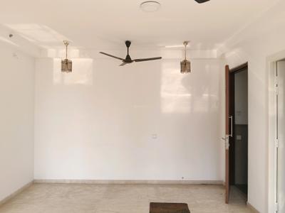 Living Room Image of 960 Sq.ft 2 BHK Apartment / Flat for rent in Hiranandani Estate Queens Gate, Hiranandani Estate Thane for Rs. 44000