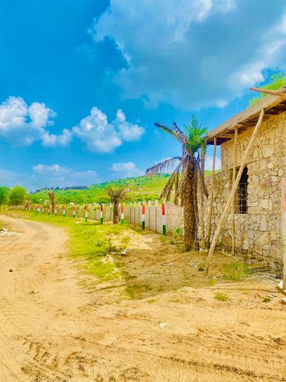 The Mundota Valley Main Image 1