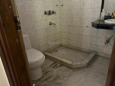 Bathroom Image of 1165 Sq.ft 2 BHK Apartment / Flat for rent in Alipore Kolkata for Rs. 60000