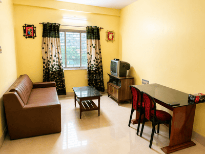 Living Room Image of 850 Sq.ft 2 BHK Apartment / Flat for rent in Sarada Pally Kolkata for Rs. 25000