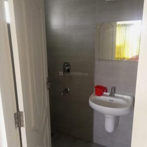 Bathroom Image of 1400 Sq.ft 3 BHK Apartment / Flat for sale in Irinjalakuda Thrissur for Rs. 7000000