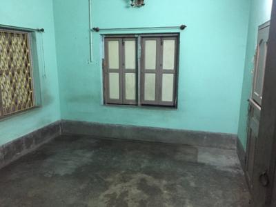 Bedroom Image of 1000 Sq.ft 2 BHK Independent House for rent in Barasat Kolkata for Rs. 8200