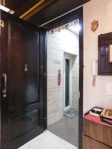 Bedroom Image of 2000 Sq.ft 3 BHK Builder Floor for sale in Safdarjung Enclave New Delhi for Rs. 50000000