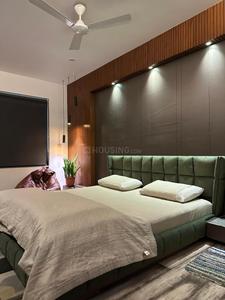 Bedroom Image of 2450 Sq.ft 4 BHK Apartment / Flat for rent in Happy Home Happy Glorious Phase 2, Vesu Surat for Rs. 75000