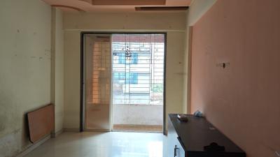 Living Room Image of 580 Sq.ft 1 BHK Apartment / Flat for rent in Kalyan West Kalyan for Rs. 13000