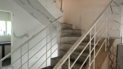 Staircase Image of 1200 Sq.ft 3 BHK Apartment / Flat for rent in Shivaji Nagar Pune for Rs. 50000