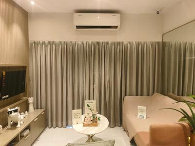 Living Room Image of 826 Sq.ft 2 BHK Apartment / Flat for sale in Runwal Gardens Phase 4 Bldg No 31 32, Dombivli East Thane for Rs. 8400000