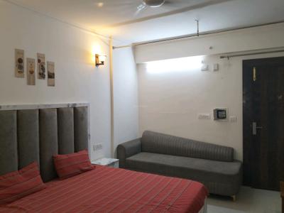 Bedroom Image of 364 Sq.ft 1 RK Apartment / Flat for rent in DLF Capital Greens Phase 1 And 2, Karampura New Delhi for Rs. 26000