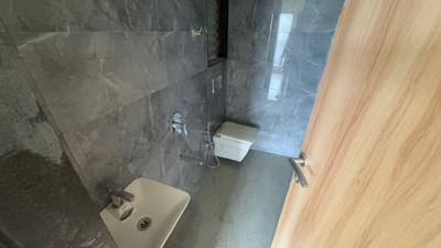 Image of 650 Sq.ft 2 BHK Apartment / Flat for sale in ARC Aura, Andheri West, Mumbai for Rs. 20000000