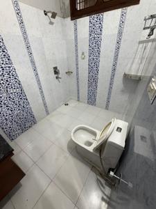 Bathroom Image of 1800 Sq.ft 2 BHK Builder Floor for rent in Bhai Randhir Singh Nagar Ludhiana for Rs. 30000
