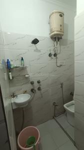 Bathroom Image of 675 Sq.ft 2 BHK Apartment / Flat for sale in Uttam Nagar New Delhi for Rs. 3200000