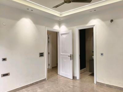 Bedroom Image of 2000 Sq.ft 3.5 BHK Builder Floor for sale in Sushant Lok Phase 1 Gurgaon for Rs. 33000000