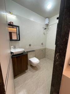 Bathroom Image of 925 Sq.ft 2 BHK Apartment / Flat for sale in Gini Viviana, Balewadi Pune for Rs. 11500000