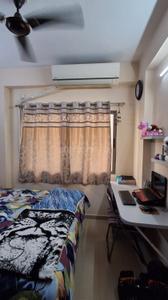 Bedroom Image of 818 Sq.ft 2 BHK Apartment / Flat for sale in Adani Aangan, Shantigram Ahmedabad for Rs. 7100000