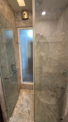 Image of 1300 Sq.ft 3 BHK Apartment / Flat for rent in Santacruz West, Mumbai for Rs. 250000
