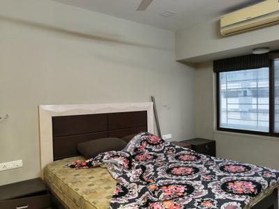 Bedroom Image of 1033 Sq.ft 3 BHK Apartment / Flat for sale in Dadar East Mumbai for Rs. 59000000