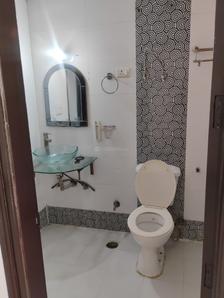 Image of 1750 Sq.ft 3 BHK Apartment / Flat for rent in Ajnara Gen X, Crossings Republik, Ghaziabad for Rs. 22000