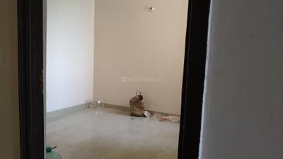 Bedroom Image of 835 Sq.ft 2 BHK Apartment / Flat for rent in NBCC Golf Homes, Noida Extension Greater Noida for Rs. 15500