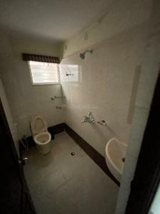 Bathroom Image of 1450 Sq.ft 3.5 BHK Apartment / Flat for rent in Landlord Tulip Le Park, Kondapur Hyderabad for Rs. 45000