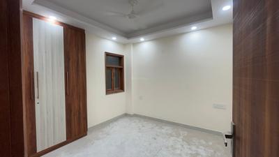 Bedroom Image of 750 Sq.ft 2 BHK Apartment / Flat for sale in Gautam Nagar New Delhi for Rs. 10000000