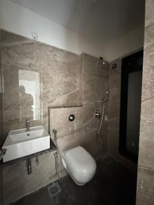 Bathroom Image of 450 Sq.ft 1 BHK Apartment / Flat for rent in Paradigm Antalya, Jogeshwari West Mumbai for Rs. 50000