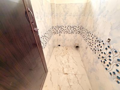 Bathroom Image of 785 Sq.ft 2 BHK Apartment / Flat for sale in Konnagar Hooghly for Rs. 2198000