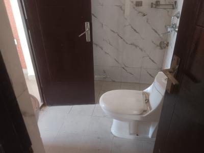Image of 1625 Sq.ft 3 BHK Apartment / Flat for rent in Keltech Golf Vista, Crossings Republik, Ghaziabad for Rs. 28000