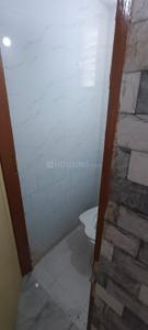 Bathroom Image of 900 Sq.ft 1 BHK Apartment / Flat for rent in Vesu Surat for Rs. 17000