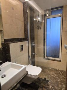 Bathroom Image of 1000 Sq.ft 2 BHK Apartment / Flat for rent in Khar West Mumbai for Rs. 145000
