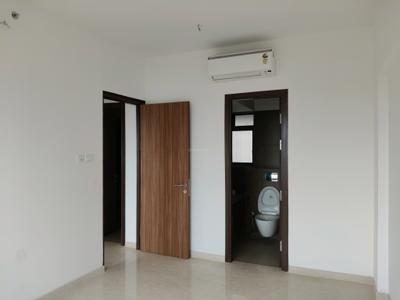 Bedroom Image of 900 Sq.ft 2 BHK Apartment / Flat for sale in Shapoorji Pallonji Vicinia, Powai Mumbai for Rs. 26500000