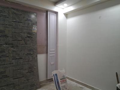 Bedroom Image of 1450 Sq.ft 3 BHK Apartment / Flat for sale in DM Infra, Sector 104 Noida for Rs. 6600000
