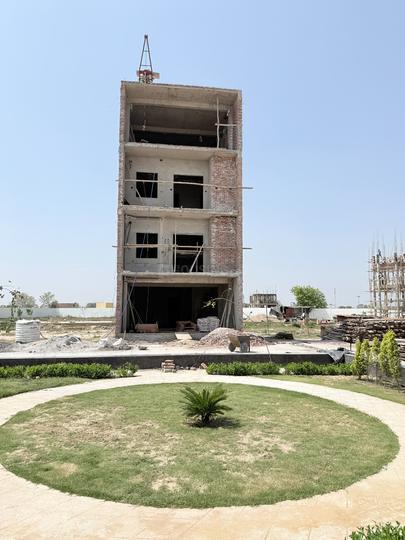 Vasudev Retret Main Image 1