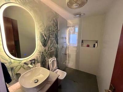 Image of 1700 Sq.ft 3 BHK Apartment / Flat for rent in DDA Sector Pocket B C, Vasant Kunj, New Delhi for Rs. 100000