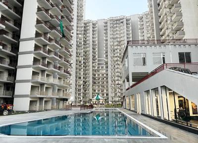 Image of 865 Sq.ft 2 BHK Apartment / Flat for sale in Pareena Mi Casa, Sector 68, Gurgaon for Rs. 11200000