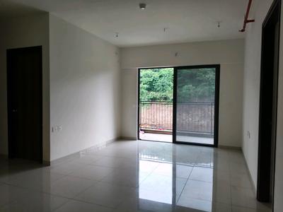 Living Room Image of 1048 Sq.ft 2.5 BHK Apartment / Flat for sale in Shapoorji Pallonji Vanaha, Bavdhan Pune for Rs. 9900000