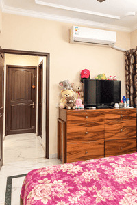 Image of 1150 Sq.ft 2 BHK Apartment / Flat for sale in Uppal Southend, Sector 49, Gurgaon for Rs. 13500000