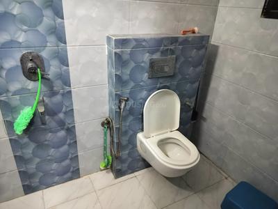 Bathroom Image of 1550 Sq.ft 3 BHK Builder Floor for sale in Palam Vihar Gurgaon for Rs. 20000000