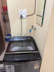 Bathroom Image of 415 Sq.ft 1 BHK Apartment / Flat for rent in Mauli Omkar 2, Malad East Mumbai for Rs. 40000