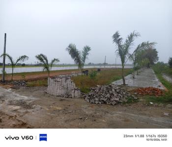 Image of 450 Sq.ft Residential Plot / Land for sale in Kasna Village, Greater Noida for Rs. 1000000