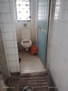 Bathroom Image of 515 Sq.ft 1 BHK Apartment / Flat for sale in Gulmohar Heights, Juhu Mumbai for Rs. 20000000