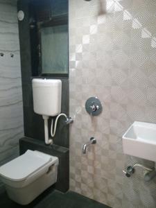 Common Bathroom Image of 490 Sq.ft 1 BHK Apartment / Flat for sale in Mulund Tulip, Mulund West Mumbai for Rs. 11500000