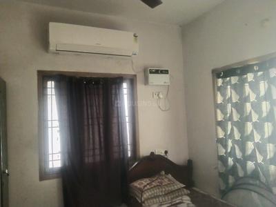 Bedroom Image of 909 Sq.ft 2 BHK Apartment / Flat for sale in Iyyappanthangal Chennai for Rs. 5500000