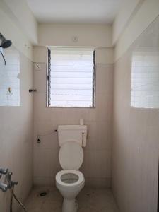 Common Bathroom Image of 660 Sq.ft 1 BHK Apartment / Flat for rent in Haware Citi, Kasarvadavali Thane for Rs. 15005