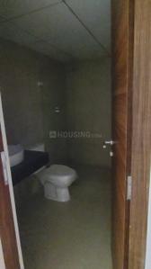 Bathroom Image of 2324 Sq.ft 4 BHK Apartment / Flat for sale in Casagrand First City, Sholinganallur Chennai for Rs. 18000001