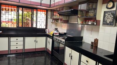 Kitchen Image of 5500 Sq.ft 4 BHK Villa for sale in Sheffield Tower, Andheri West Mumbai for Rs. 220000000