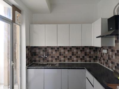 Kitchen Image of 970 Sq.ft 2 BHK Apartment / Flat for rent in Prateek Grand Carnesia, Siddharth Vihar Ghaziabad for Rs. 22000