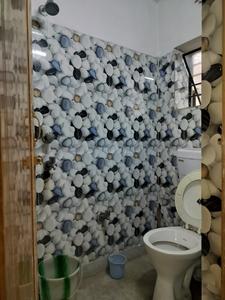 Bathroom Image of 1200 Sq.ft 3 BHK Apartment / Flat for sale in Airport Gate no. 1 Kolkata for Rs. 4050000