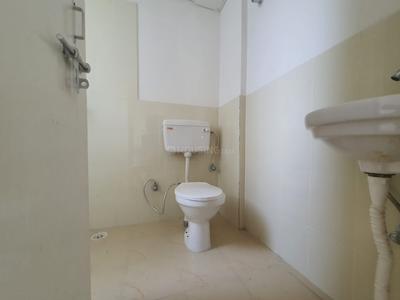 Bathroom Image of 750 Sq.ft 2 BHK Apartment / Flat for sale in Conscient Habitat, Sector 99A Gurgaon for Rs. 4450000